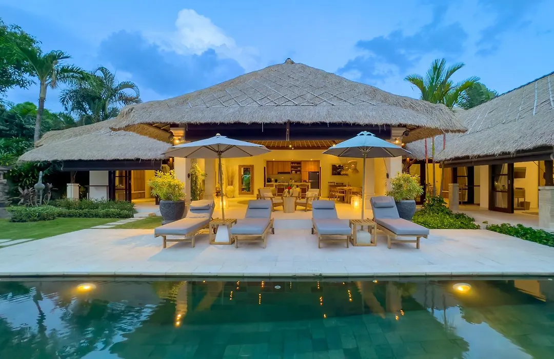 Villa Olive Managed By Villa Bugis-1