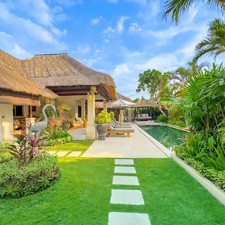 Villa Olive Managed By Villa Bugis-2